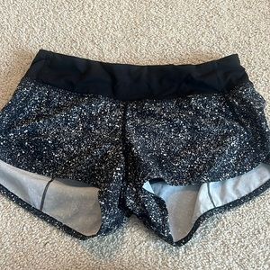 lululemon size 2 shorts lightly worn good condition
